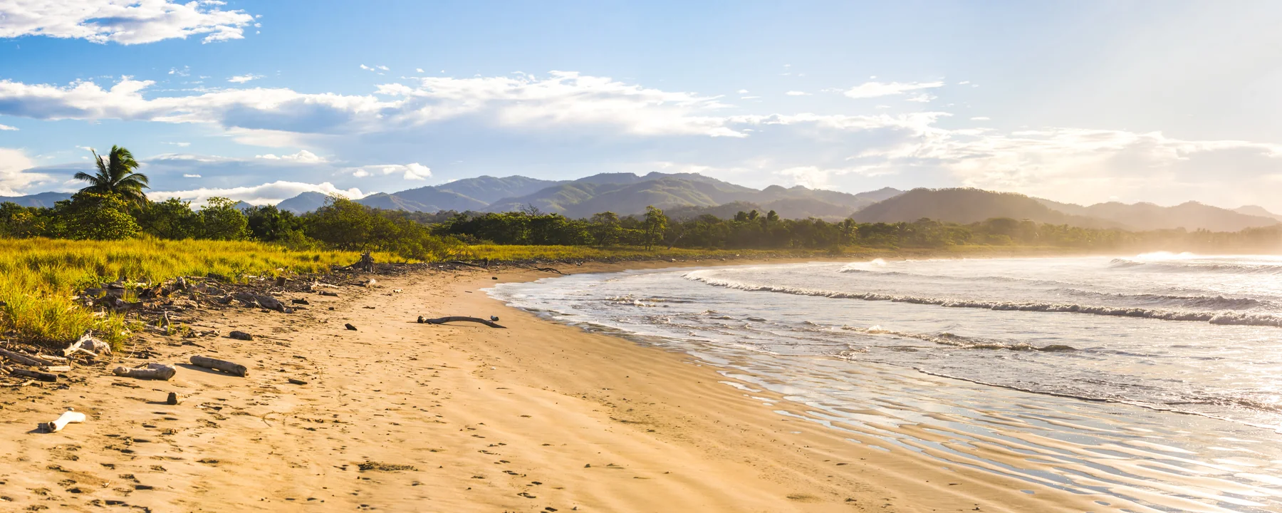 Alba su una spiaggia del Guanacaste, Costa Rica